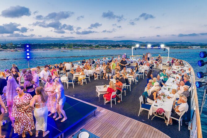 Stardust Variety Show Evening Cruise in Yeroskipou Bay - Discover the Stardust Variety Show Evening Cruise in Yeroskipou Bay