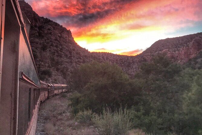 Starlight Ride on Verde Canyon Railroad - FAQ: Your Questions About the Verde Canyon Railroad’s Starlight Ride