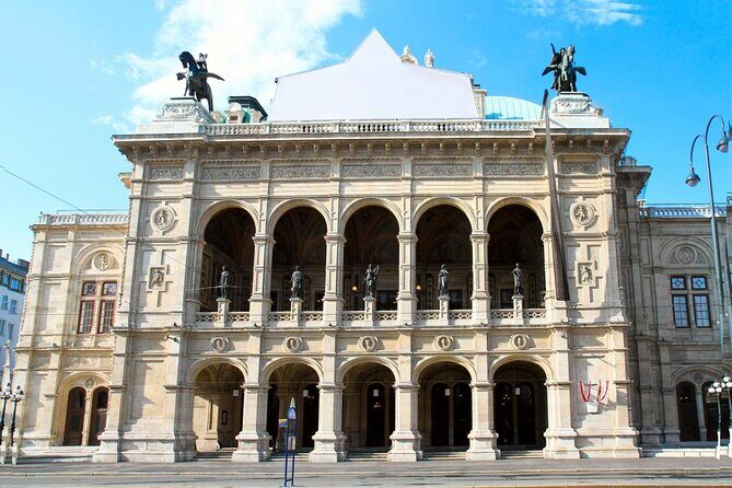 STATE OPERA - PRIVATE guided tour (tickets included) - A Closer Look at the Vienna State Opera Private Tour