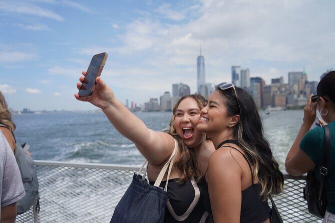 Statue of Liberty and Ellis Island Small Group Tour - A Detailed Look at the Tour Experience