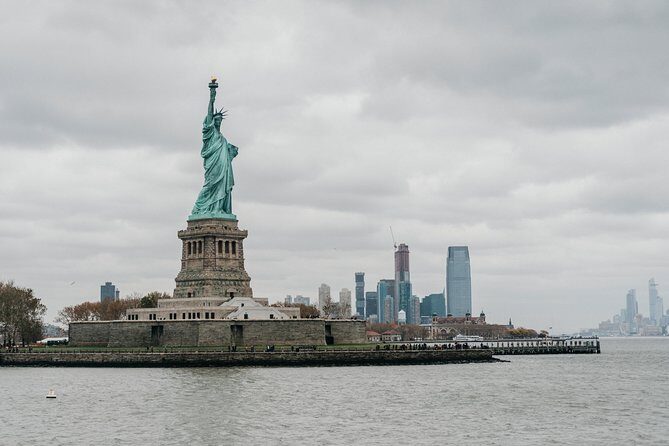 Statue of Liberty and Ellis Island Tour: All Options - Key Points