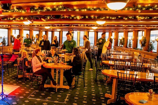 Statue of Liberty and New York City Skyline Sightseeing Cruise - The Experience in Detail