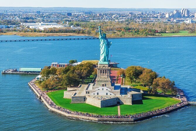 Statue of Liberty & Ellis Island Guided Tour with Ferry Transfers - The Sum Up