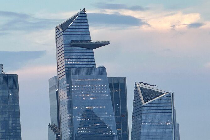 Statue of Liberty & Manhattan Skyline Cruise Near Times Square - The Full Experience: What to Expect