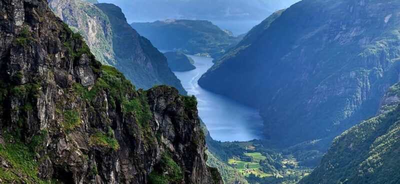 Stavanger: Kjerag Guided Tour & Lysebotn Fjord Ferry Tour - Who Is This Tour Best For?