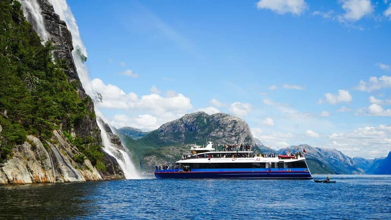 Stavanger: Lysefjorden Cruise and Preikestolen Hike - Detailed Itinerary Breakdown
