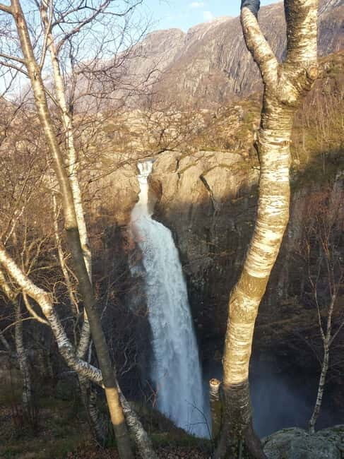 Stavanger: Månafossen Waterfall Guided Tour with Transport - The Sum Up