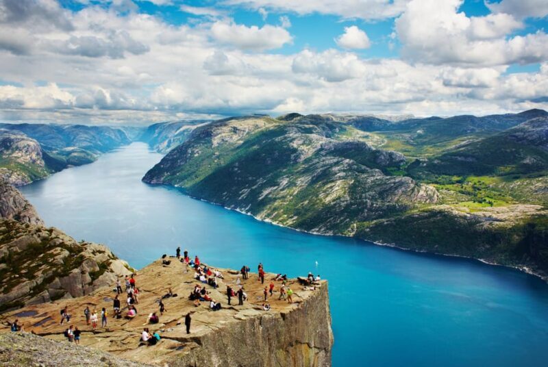 Stavanger: Preikestolen (Pulpit Rock) Hike with Local Guide - An In-Depth Look at the Stavanger: Preikestolen (Pulpit Rock) Hike with Local Guide