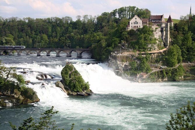 Stein am Rhein and Rhine Waterfalls Day Trip from Zürich - Key Points