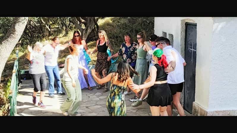 Steps to tradition: Greek traditional dances in Athens - Key Points