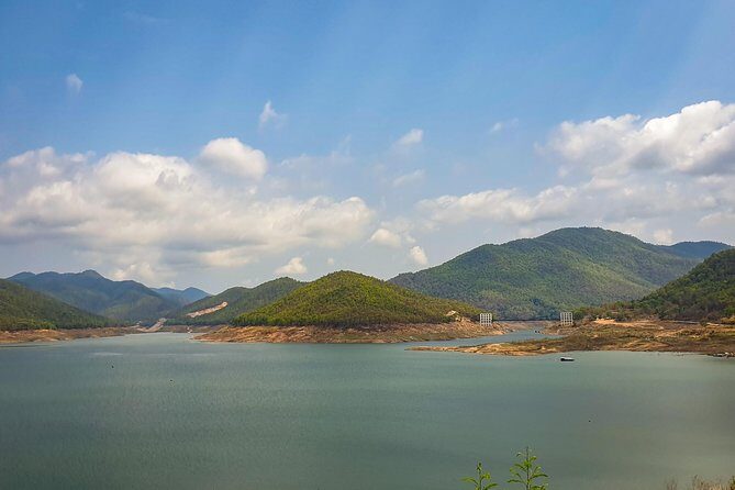 Sticky Waterfall Cycling Tour - FAQs