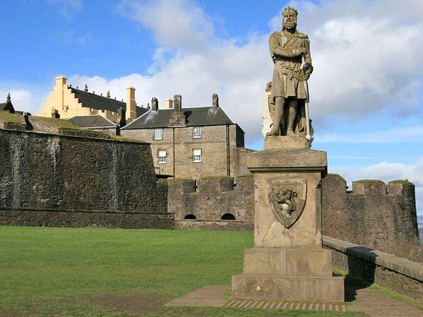 Stirling Castle and Whisky Very Small Group Tour from Edinburgh - Who Should Book This Tour?