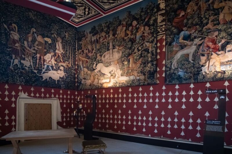 Stirling Castle: Skip-the-Line Guided Tour in Spanish - An In-Depth Look at the Stirling Castle Guided Tour