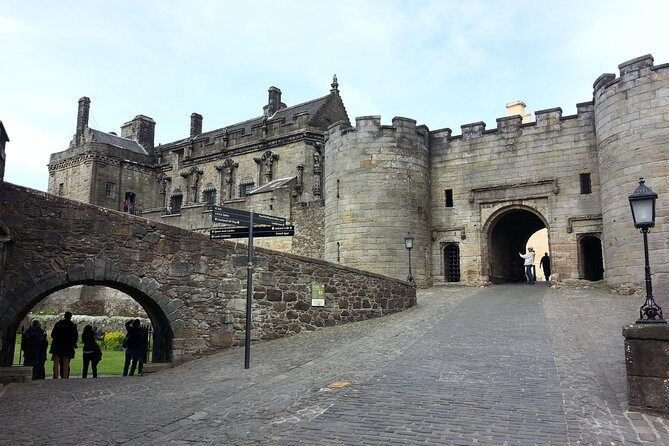 Stirling Castle, Trossachs and Loch Lomond Shore Excursion - An In-Depth Look at the Stirling Castle, Trossachs, and Loch Lomond Shore Excursion