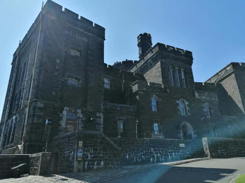 Stirling: Daily Guided Walking Tour (11am & 2pm) - Introduction to the Stirling Guided Walking Tour