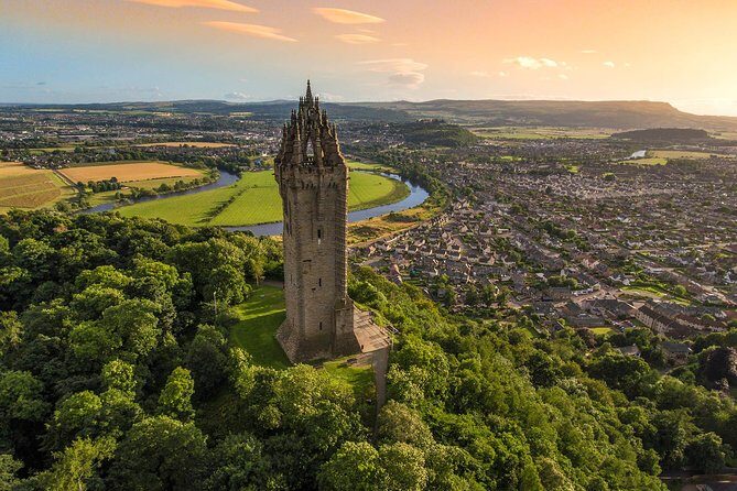 Stirling, Highlands & Distillery in Spanish - A Practical Look at the Highland & Stirling Experience