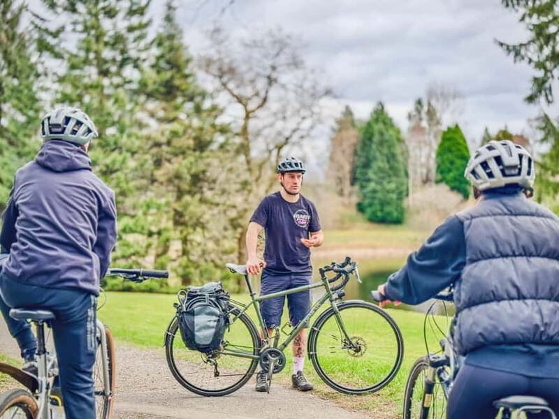 Stirling: The Bike & E-Bike Tour of The City and Beyond - A Thorough Look at the Stirling Bike & E-Bike Tour