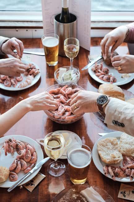 Stockholm: All-You-Can-Eat Shrimp/Tacos Cruise & Cover band - Stockholm: All-You-Can-Eat Shrimp/Tacos Cruise & Cover Band