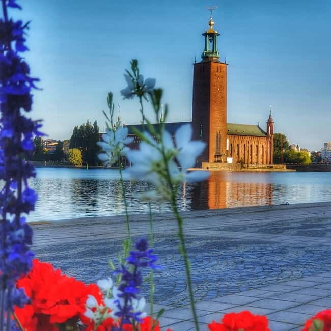 Stockholm: Legends & Landmarks City Hall & Old Town Tour - Discover Stockholm’s Legends & Landmarks: City Hall & Old Town Tour
