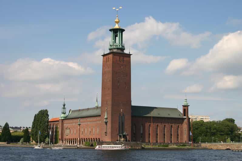 Stockholm Must See: City Hall, Gamla Stan and Vasa Museum - What’s Included and What’s Not