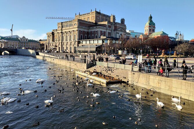 Stockholm Must See - Old Town, boat + Vasa Museum 3h small group - Frequently Asked Questions