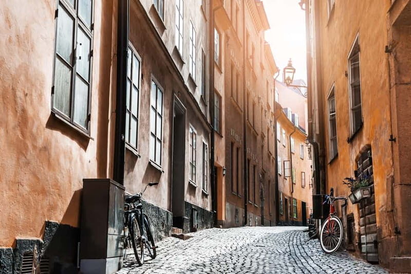 Stockholm: Old Town Historical Walking Tour - Exploring Stockholm’s Old Town: A Walk Through History and Charm
