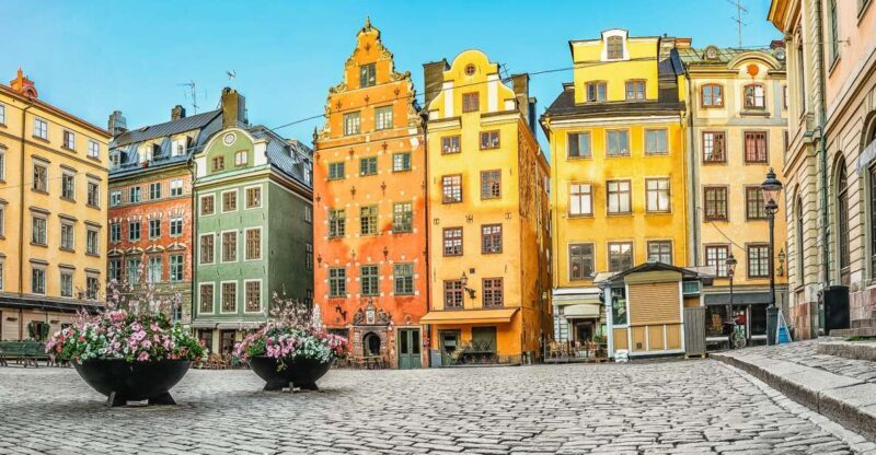 Stockholm: Old Town Walking Tour - Why Guides Make All the Difference