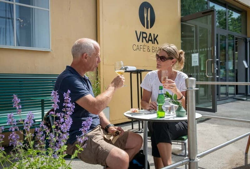 Stockholm: Vasa Museum and Vrak Museum of Wrecks Combo Entry - FAQ