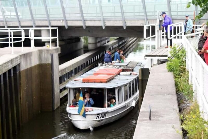 Stockholm: Vasa Museum, Vrak & Canal Live Guided Boat Tour - Frequently Asked Questions