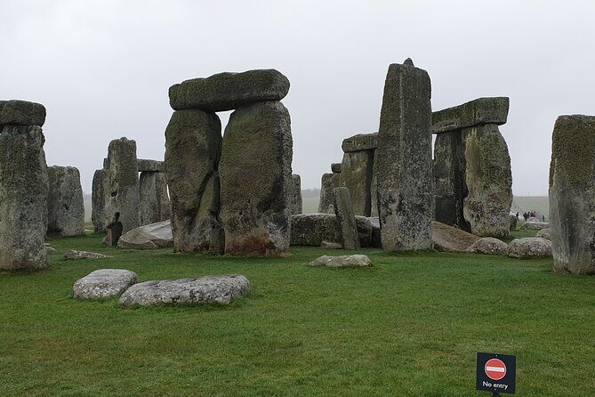 Stonehenge & Bath Private driverTours - A Deep Dive into the Tour Experience