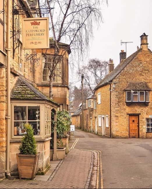 Stonehenge, Bath, Windsor, Cotswolds Villages - Discover the Best of England in Two Days: Stonehenge, Bath, Windsor, and the Cotswolds