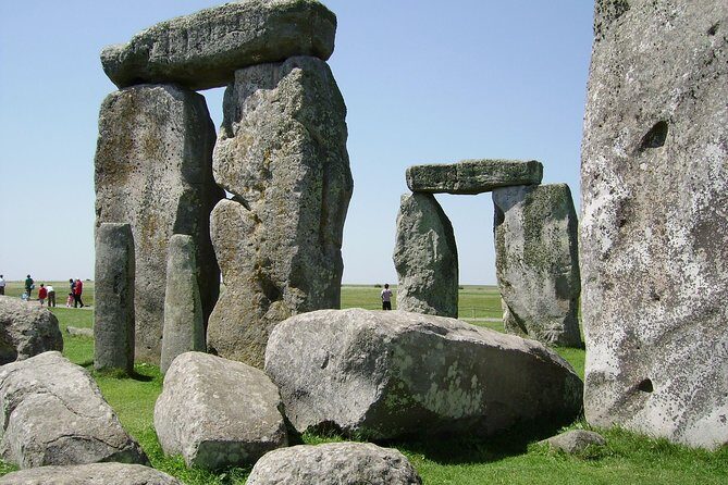 Stonehenge Half-Day Tour from London with Admission & Snack Pack - The Complete Experience: What You Can Expect