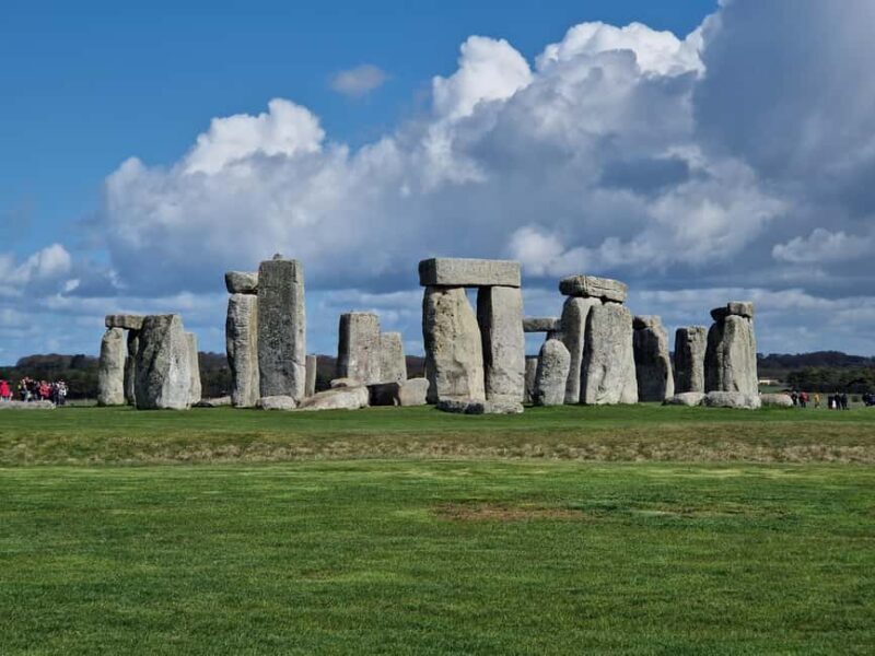 Stonehenge half day tour. - How Does the Cost Measure Up?