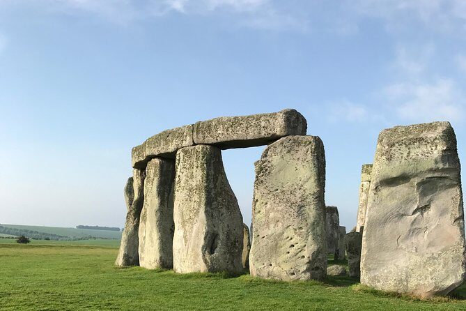 Stonehenge Independent Visit with Private Driver by Luxury Sedan - Who Would Love This Tour?