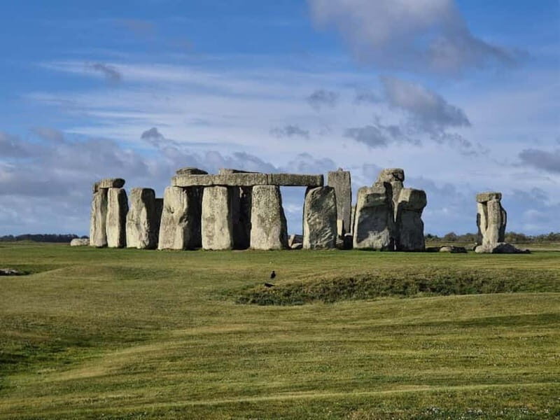 Stonehenge & Sacred Land Guided Driving Tour - Who Should Consider This Tour?