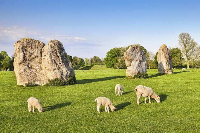 Stonehenge & the Cotswolds Including Admission from Bath - The Sum Up