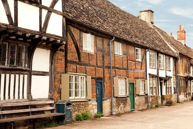 Stonehenge & the Cotswolds Including Admission from Bath - FAQ