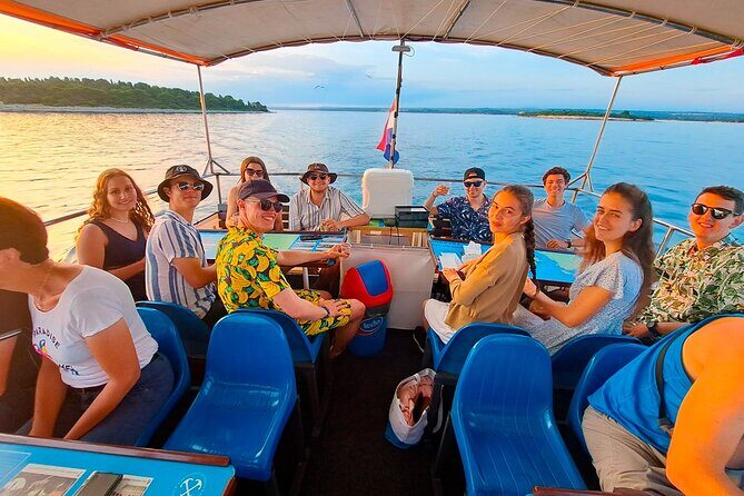 Stop on Island & National Park Day Cruise with Lunch Drinks - Who Will Love This Tour?