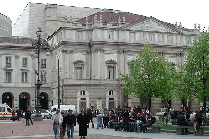 Stories of the Fashion Capital: A Self-Guided Audio Tour of Milan - FAQ