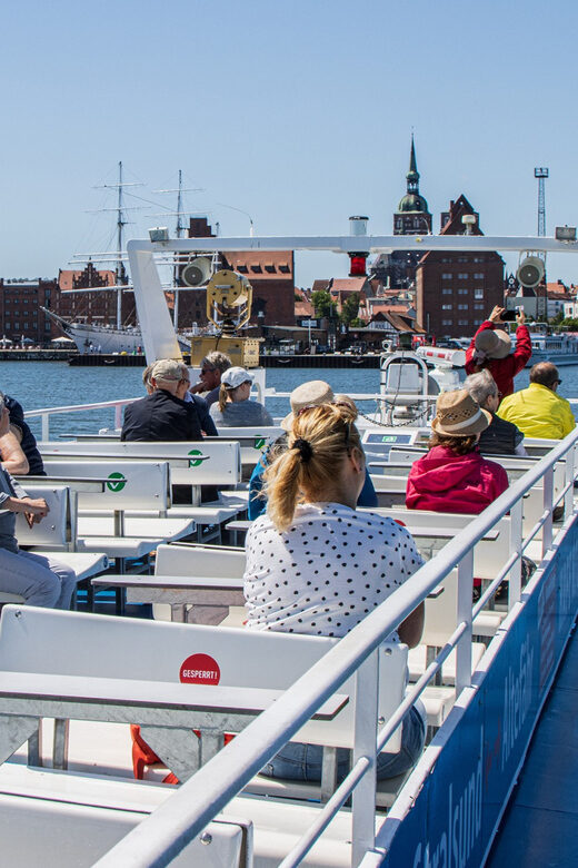 Stralsund: 1-Hour Harbor Cruise - Exploring Stralsund from the Water: An Authentic Perspective