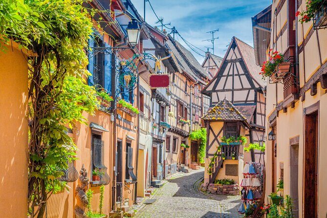 Strasbourg Highlights Self Guided Scavenger hunt and City Walking Tour - Price and Value