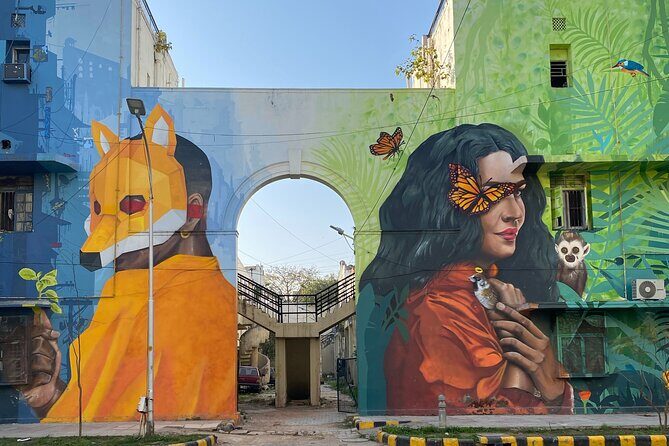 Street Art Walk & Lodhi Gardens with Chai & Food - Price and Value Analysis
