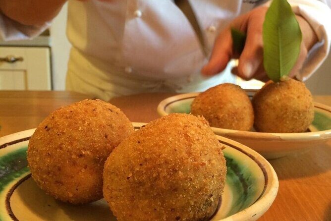 Street food and Cooking class in Syracuse - FAQs