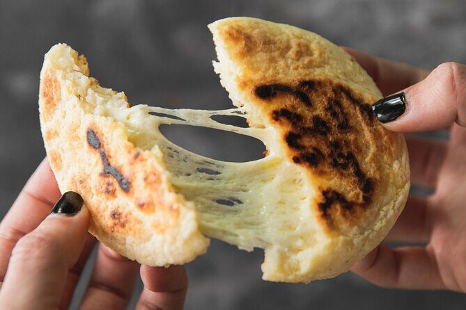 STREET FOOD TASTING and FULL CITY TOUR with A PROFESSIONAL GUIDE - Experience the Flavors of Cartagena: A Street Food and City Tour