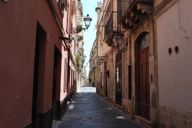Street food tour and Guided Tour of Ortigia - Key Points