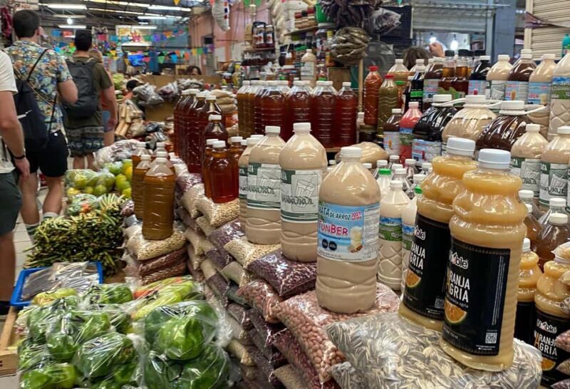 Street Food Walking Tour in Merida - Starting Off at Hotel Caribe and the First Stroll