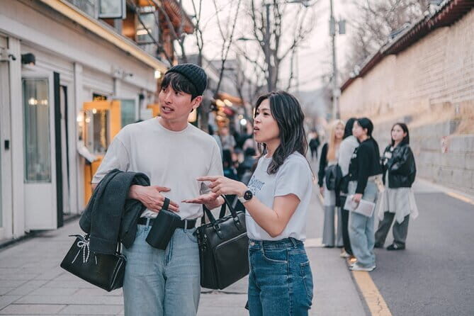 Street photoshoot and Seoul Hidden gem History Walking Tour - Exploring Seoul Through a Different Lens