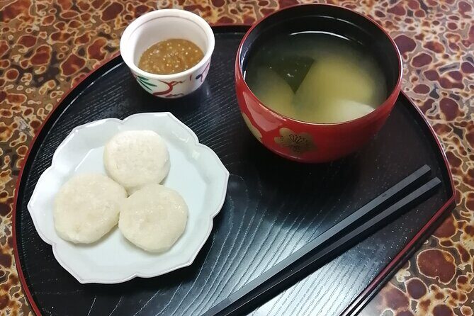 Strengthen the immunity!! Making miso in Japanese old house. - Key Points