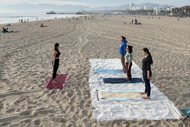 Stretch and Sip: Yoga with Fresh Juice on Santa Monica Beach - Authentic Experiences and Practical Details
