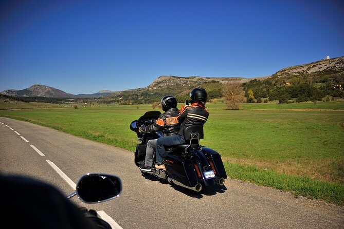 Stroll on a Harley Davidson, Full day passenger duet with your guide - Practical Details and Value